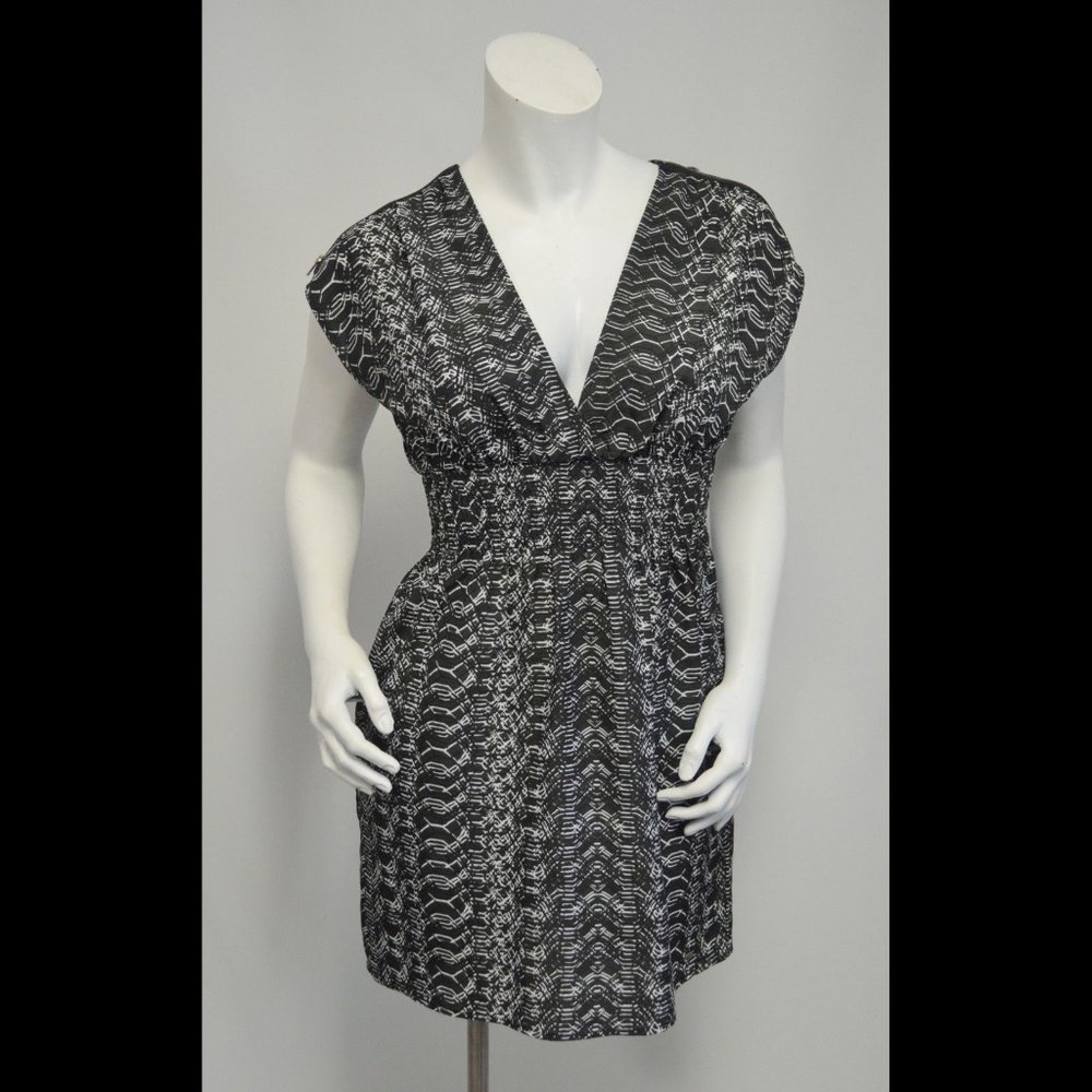 GUESS Dress Black White Print with Pockets